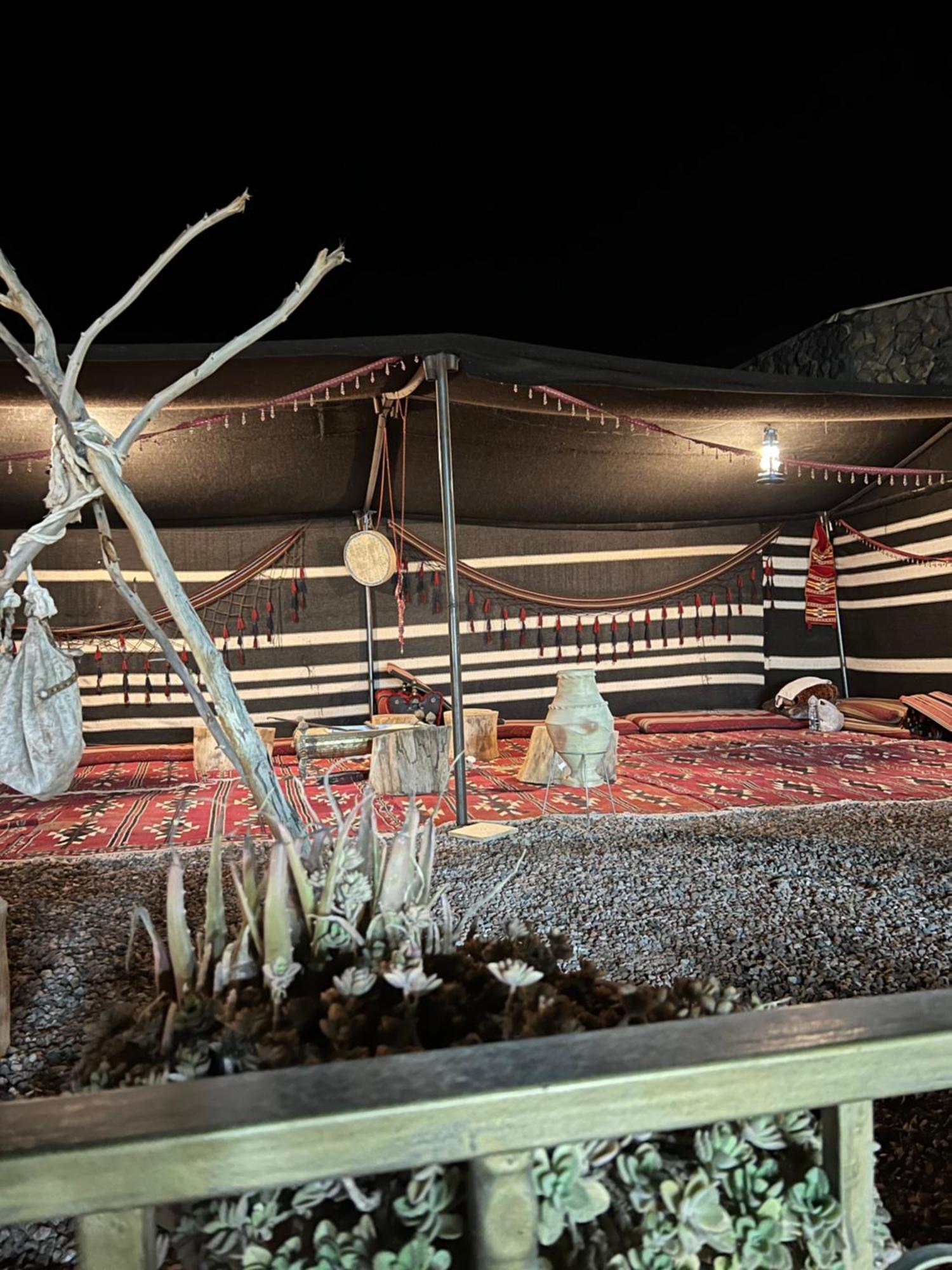 Moon Magic Valley Apartamento Wadi Rum Exterior foto