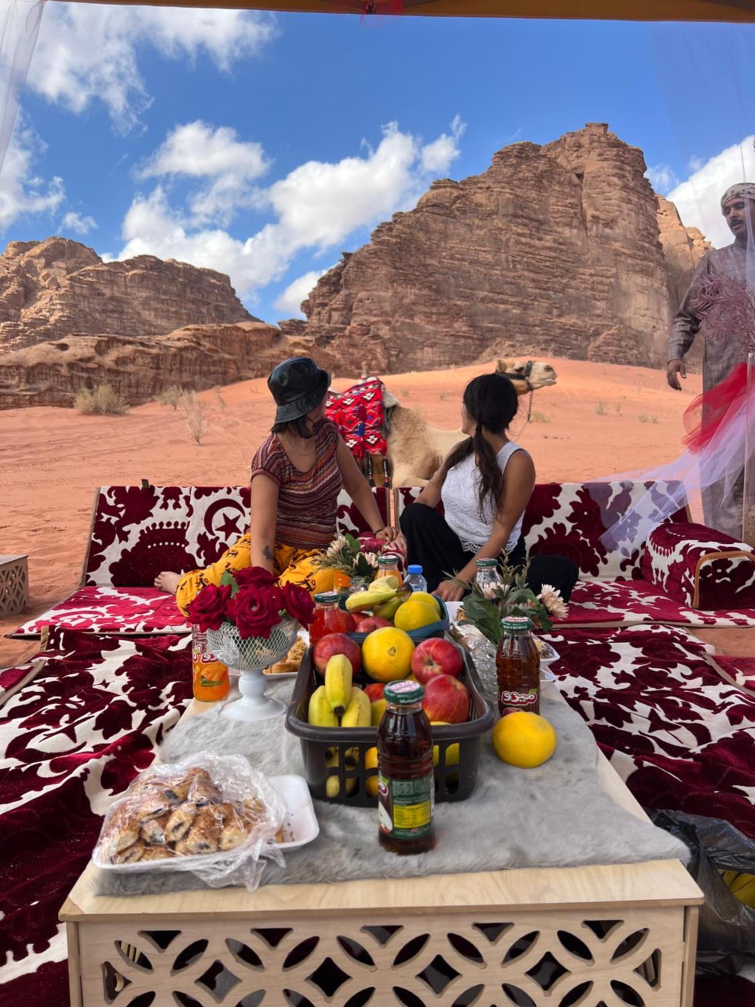Moon Magic Valley Apartamento Wadi Rum Exterior foto