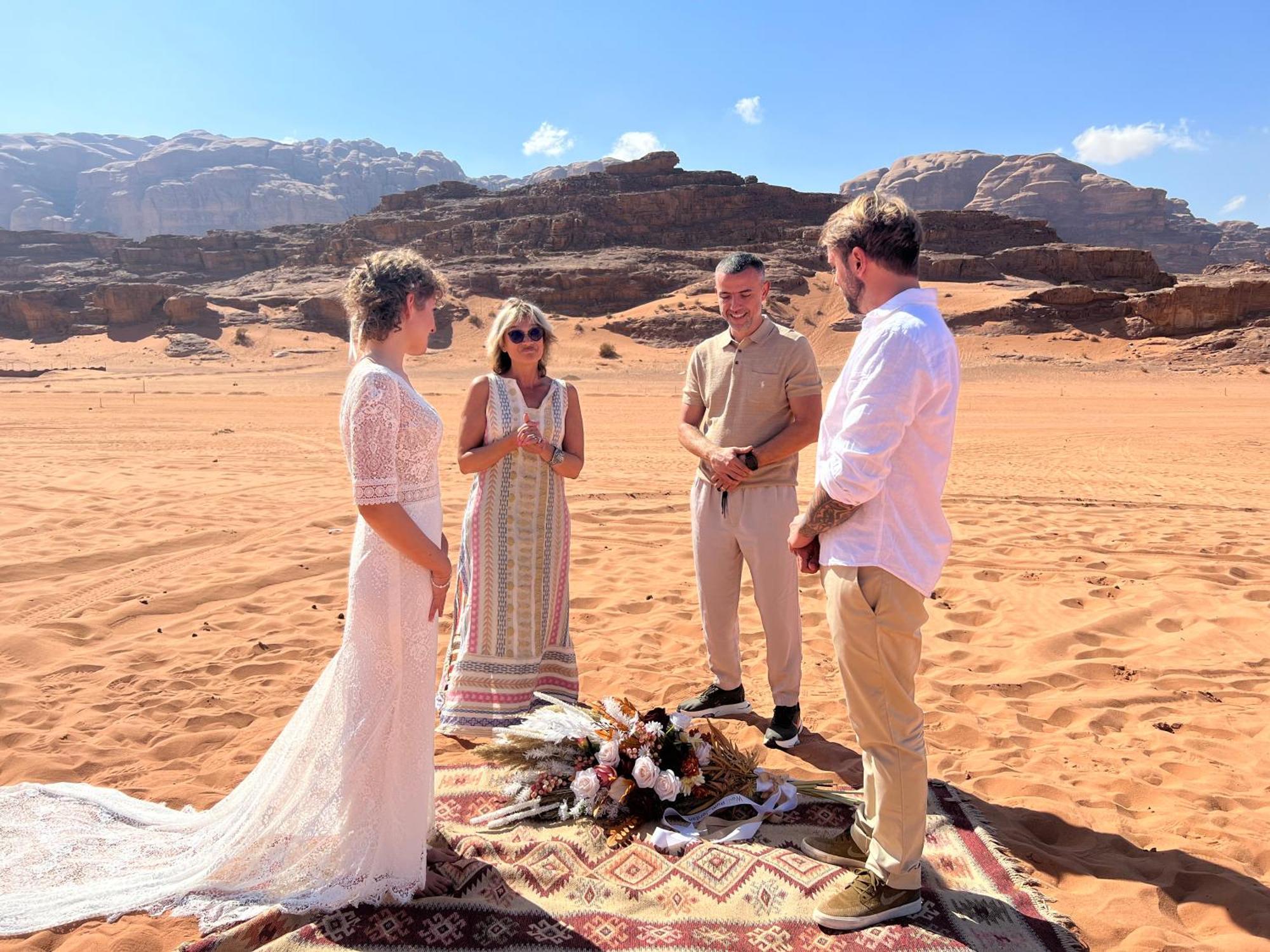 Moon Magic Valley Apartamento Wadi Rum Exterior foto
