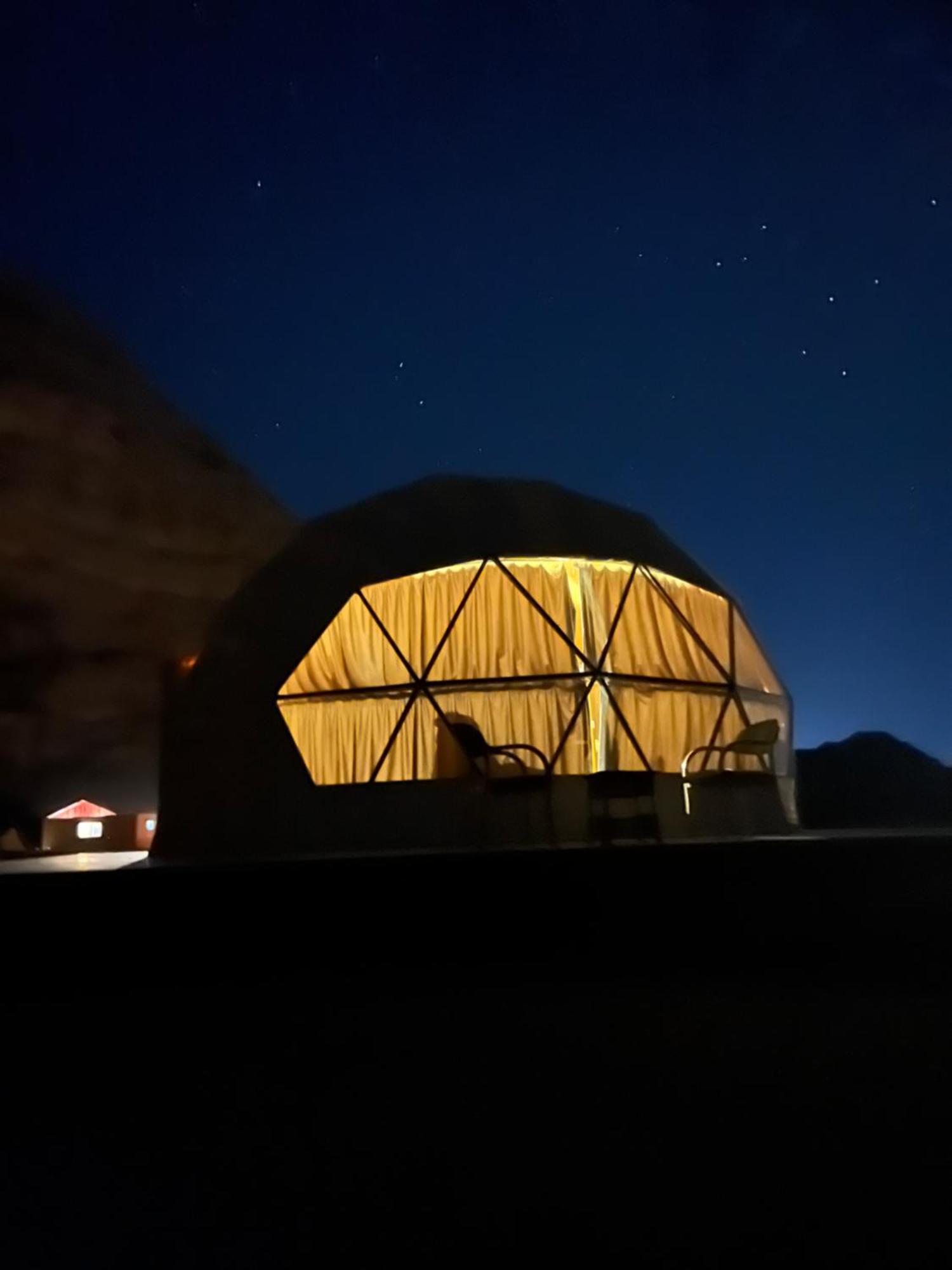 Moon Magic Valley Apartamento Wadi Rum Exterior foto