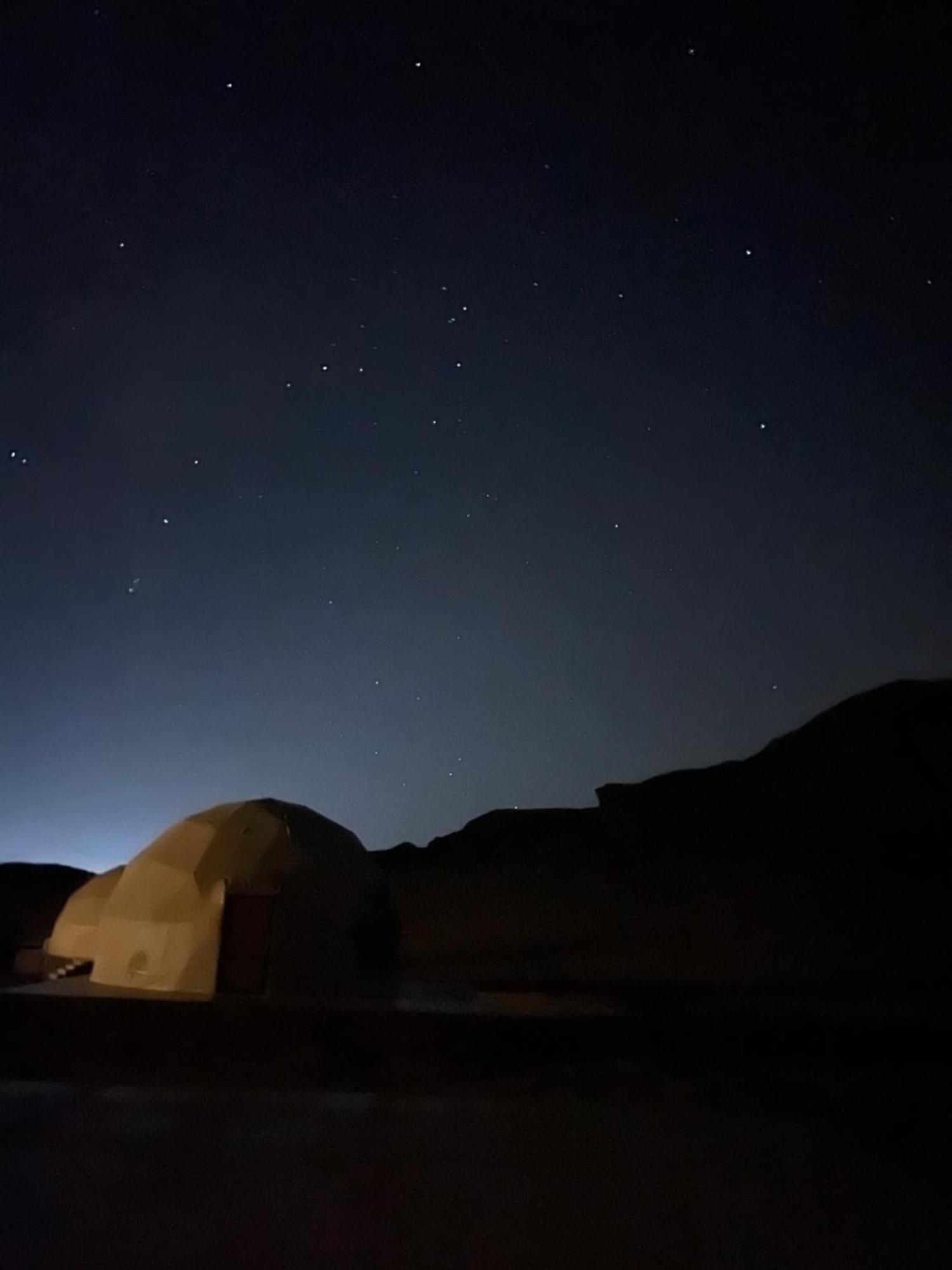 Moon Magic Valley Apartamento Wadi Rum Exterior foto
