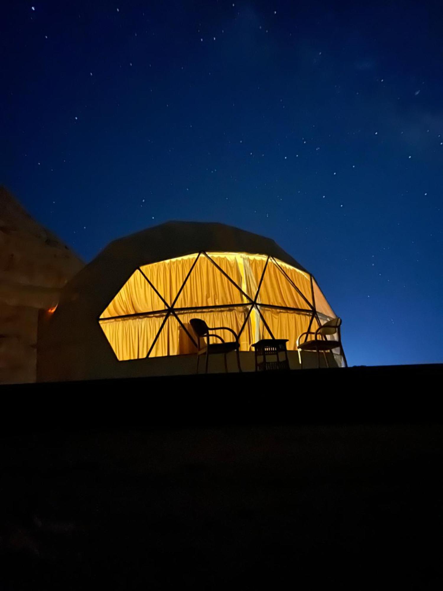 Moon Magic Valley Apartamento Wadi Rum Exterior foto